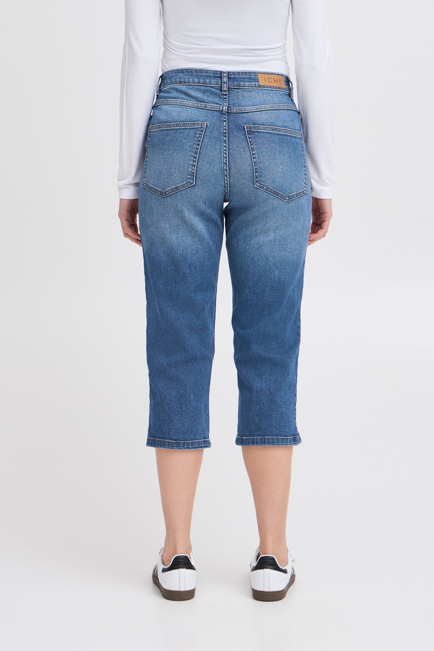 Ichi Twiggy Cropped High Waisted Jeans, Medium Blue