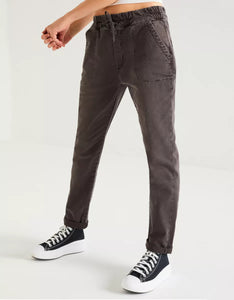 Reiko Roma Jog, Grey