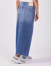 Load image into Gallery viewer, Reiko Gena Skirt, Washed Denim
