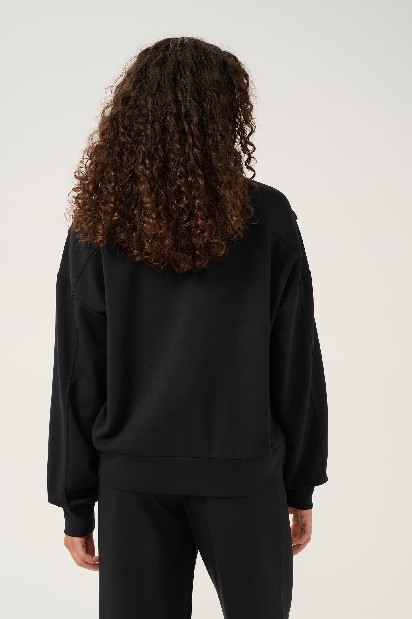 Culture Bess Chabrina Sweater Black