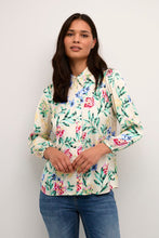 Load image into Gallery viewer, Culture Julie Shirt Floral
