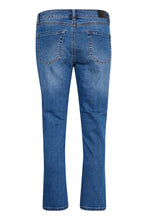 Load image into Gallery viewer, Kaffe Karla Sinem Cropped Jeans, Medium Blue
