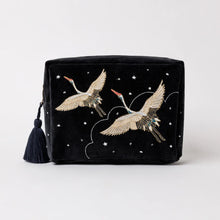 Load image into Gallery viewer, Crane Wash Bag, Charcoal
